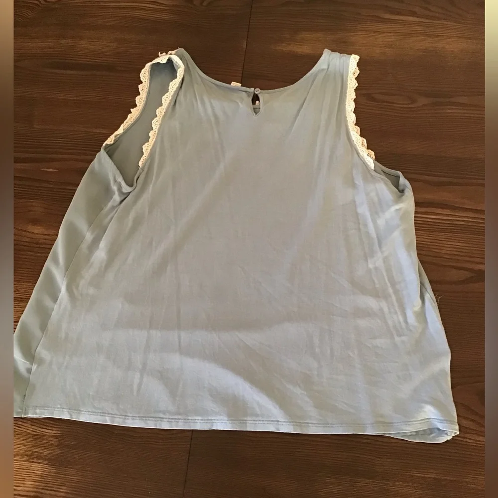 Light Blue Sleeveless Peter Pan blouse - Picture 10 of 12